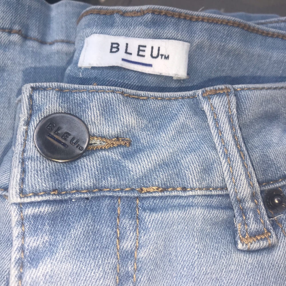These jeans go for $300-$400 in LA!!! Bleu Jeans boutique  size 10 straight leg